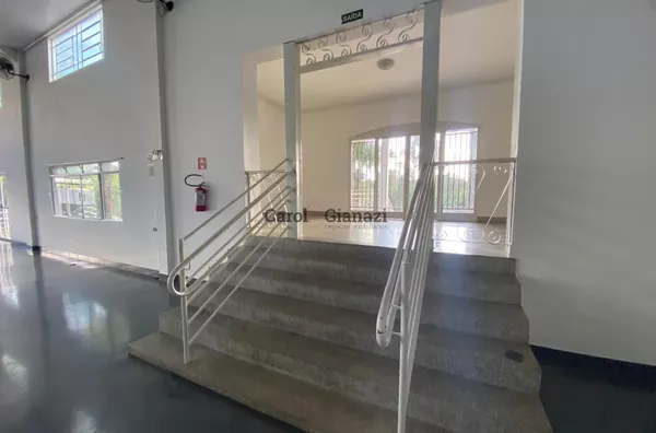 GA2441- Salão Comercial para Locação em Assis