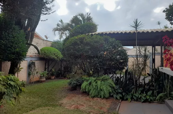 CA2301- Casa para venda no Centro de Assis