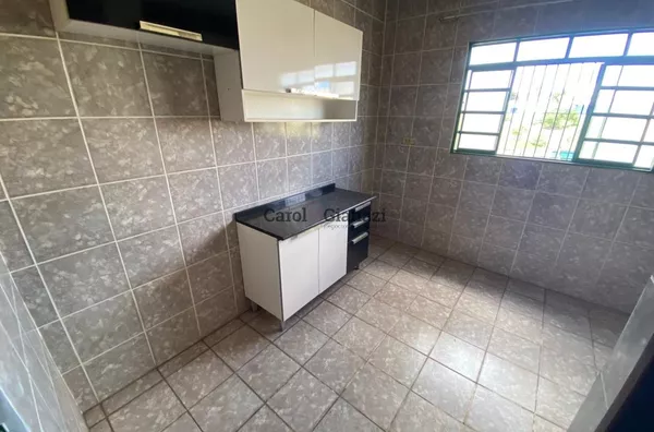 CA2620- Casa para locação no Centro de Assis
