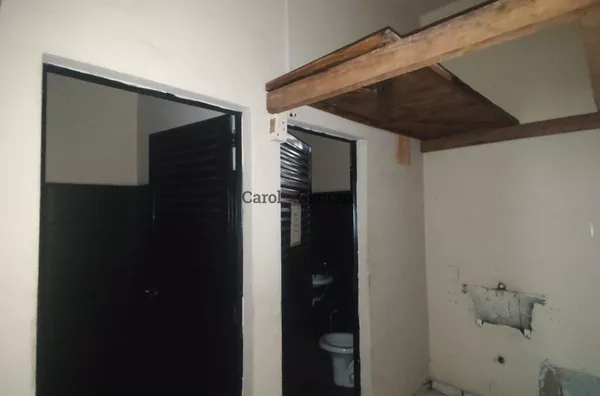 SA2728-Sala comercial para locação no Centro de Assis