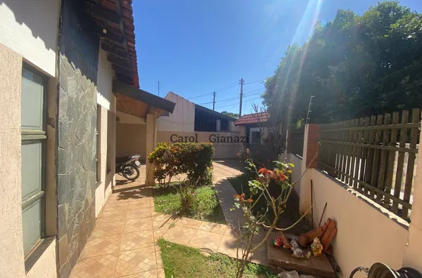 CA2056- Casa para venda na Vila Triângulo em Assis