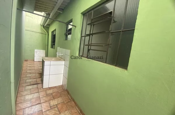 KI2712-Kitinet para locação na Vila Rosangela em Assis