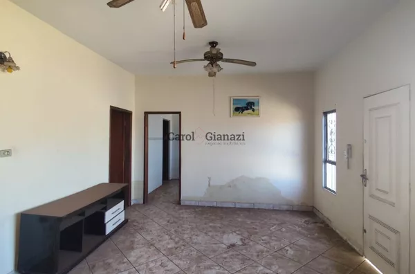 CA2743-Casa para venda na Vila Paraíso em Assis