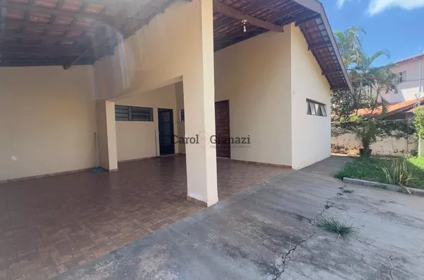 CA1683 - Casa à Venda próxima ao Jairão em Assis