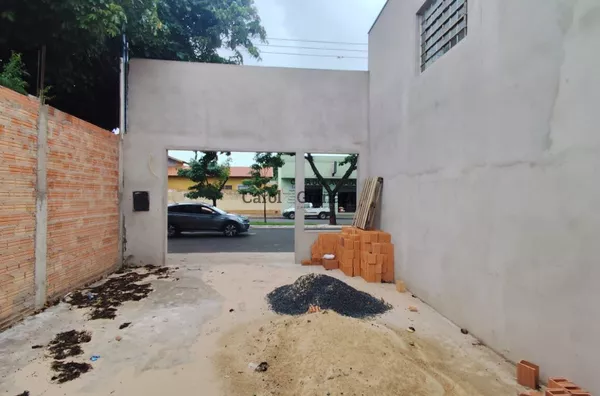 SA2471- Salão Comercial para locação na Avenida Paschoal Santilli em Assis