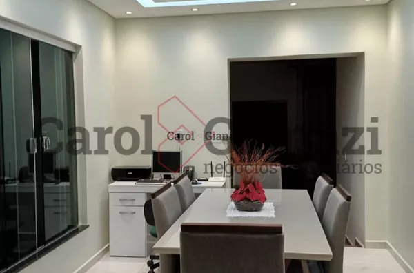 CA113 - CASA A VENDA NO CENTRO 