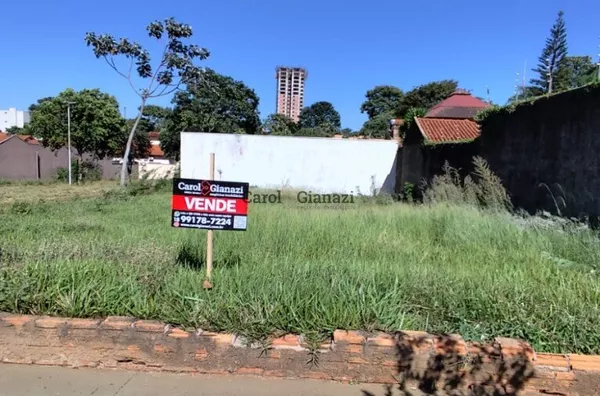 TE1774 - Terreno á venda no Jardim Europa em Assis