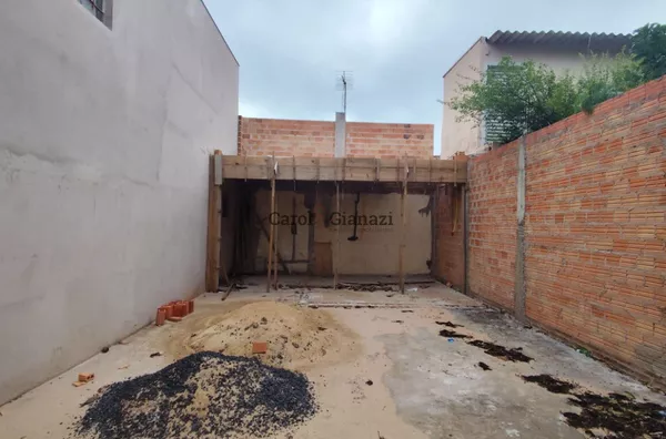 SA2471- Salão Comercial para locação na Avenida Paschoal Santilli em Assis