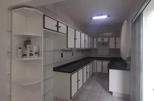 CA2316- Casa para venda na Vila Rodrigues em Assis