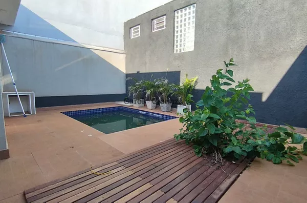 CA2065- Casa para venda no centro de Assis