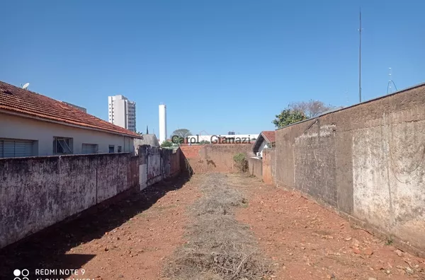 TE1459 - Terreno à Venda no Centro de Assis