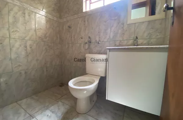 CA2386- Casa para locação na Vila Xavier em Assis