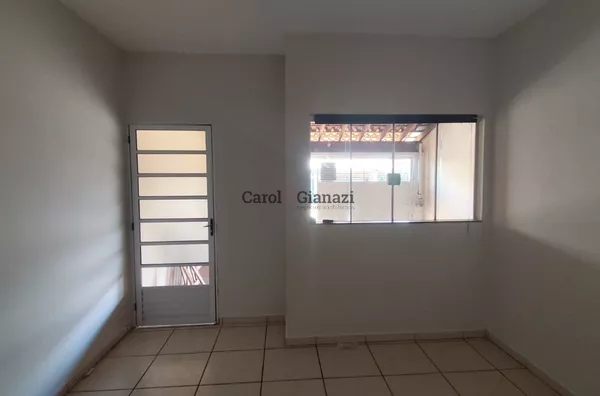 CA2824- Casa para locação na Vila Progresso em Assis