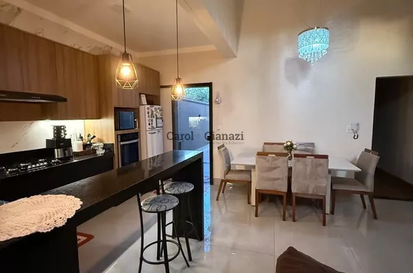 CA2171- Casa para venda no Centro de Assis