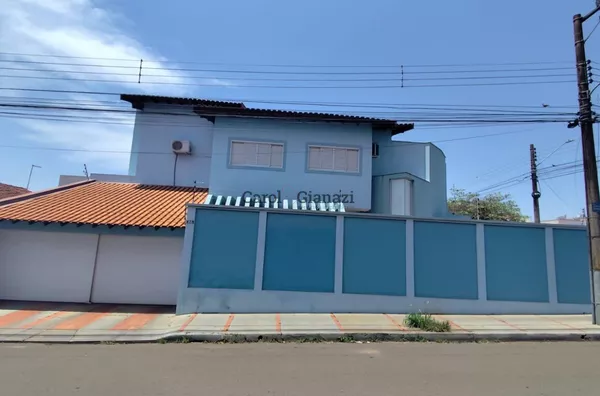 CA2278- Casa para Venda próxima a Avenida Dom Antônio em Assis
