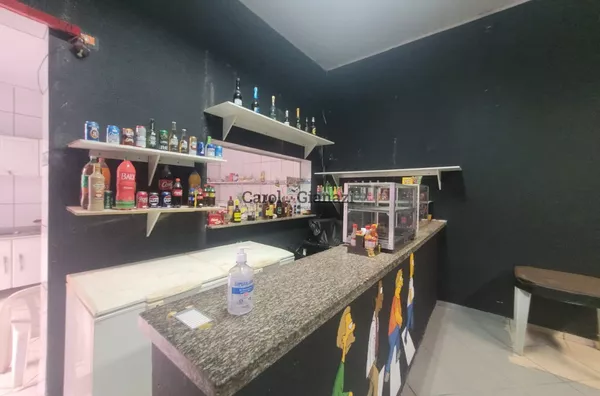 PR2184- Prédio comercial com edícula e Casa para venda no Parque Universitário em Assis