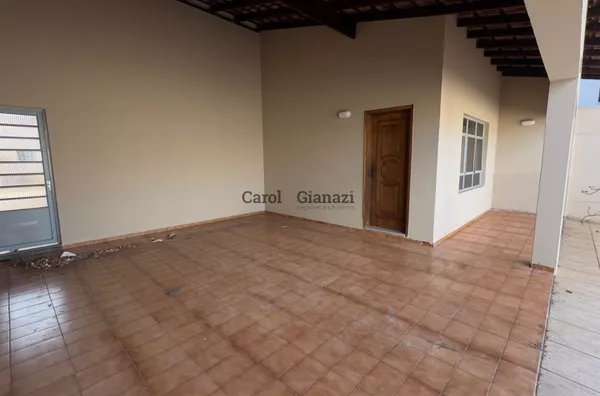 CA2164-Casa para venda na Vila Central próxima à paróquia da Santa Cecília em Assis