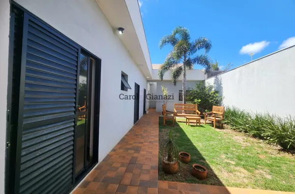 CA2414- LINDA CASA À VENDA – JARDIM AEROPORTO | USO MISTO EM ASSIS