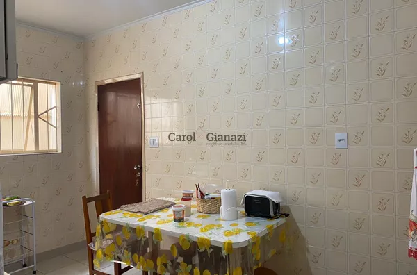 CA1608 - Casa à Venda no Centro de Assis