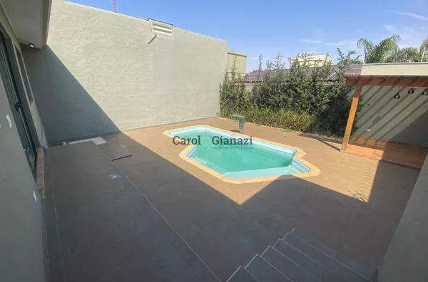 CA2116- Casa para locação no Centro em Assis