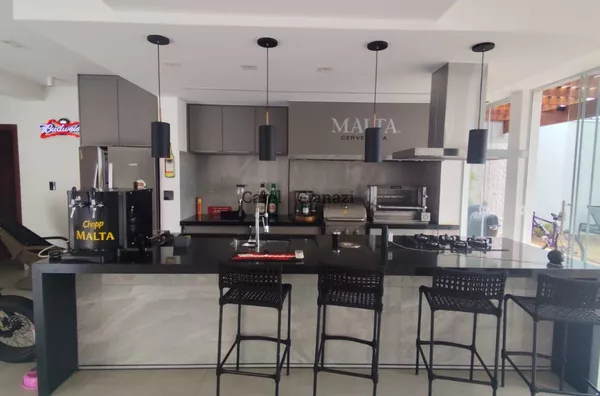 CA2459- SOBRADO DE ALTO PADRÃO NO BAIRRO SANTA CECÍLIA – ASSIS/SP