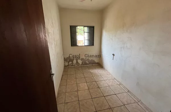 TE1556 - Terreno com casa à Venda na Vila Santa Elisa, Assis