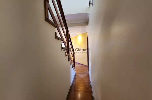 SO1463 - Sobrado à Venda na Vila Tênis Clube em Assis