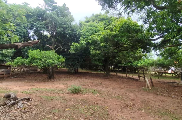 CH2468- CHÁCARA URBANA À VENDA EM ASSIS