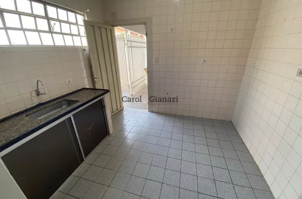 CA2224- Casa para locação na Vila Tenis Clube em Assis