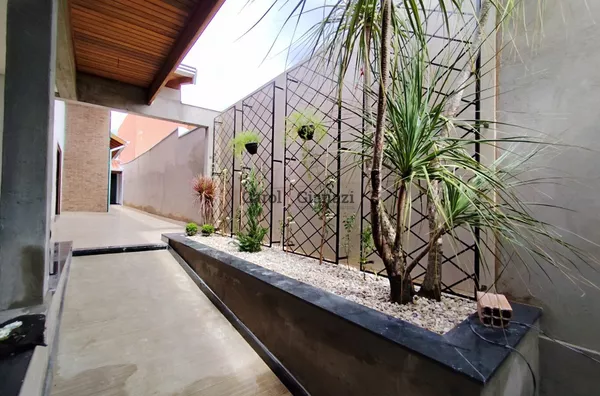 CA1642 - Casa à Venda em Fase Final de Construção na Vila Tênis Clube em Assis