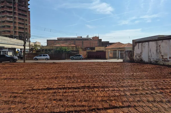 TE2790-Terreno para venda no Centro de Assis