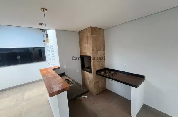 CA2464- Casa para Venda no Centro de Assis