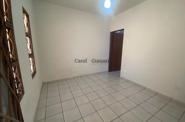 CA1888- Casa para aluguel no San Fernando Valley em Assis