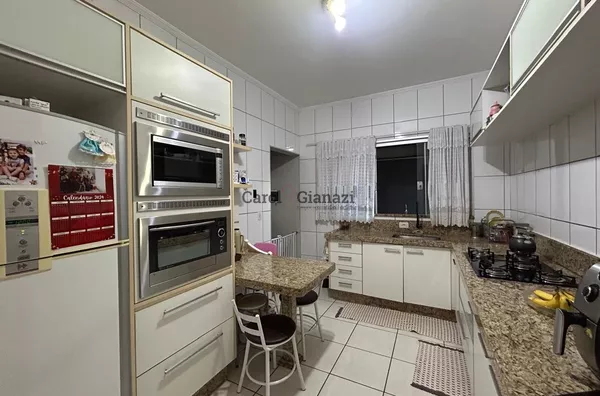 CA1708 - Casa à Venda no Jardim Monte Carlo em Assis