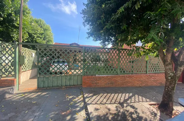 CA1255 - Casa para venda no Centro em Assis - Foto 1