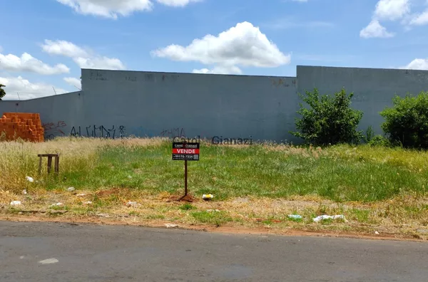 TE1101 - Terreno à Venda na Vila Tênis Clube em Assis