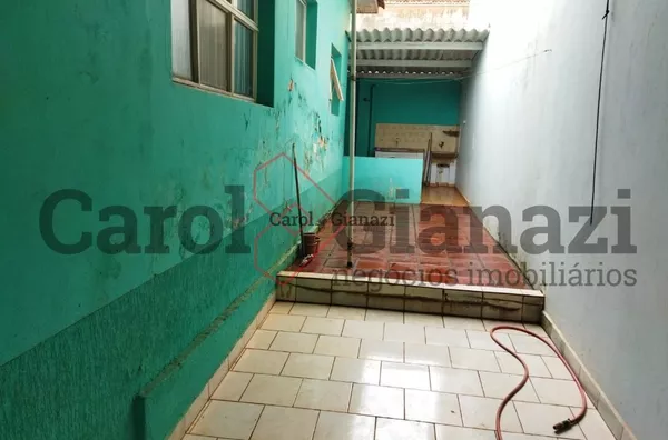 CA146 - CASA A VENDA NO CENTRO