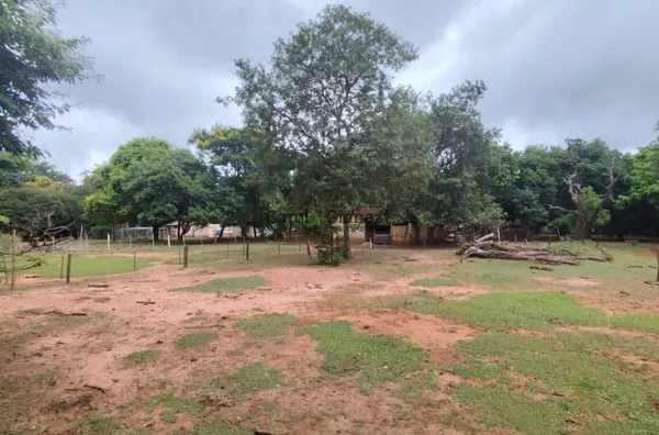 CH2468- CHÁCARA URBANA À VENDA EM ASSIS