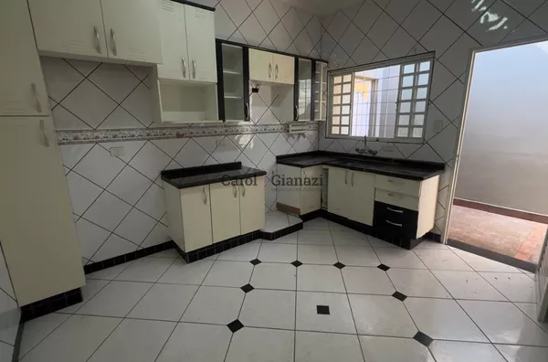 CA2307- Casa para Venda próxima a Avenida Otto Ribeiro em Assis