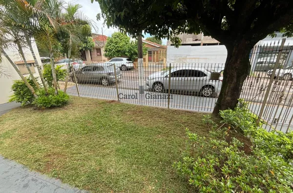 CA2328- Casa para locação no Centro de Assis