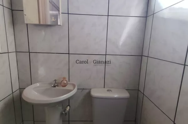 KI2521- Kitinete  para locação no Centro em Assis