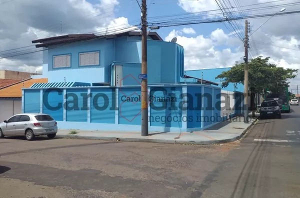 CA48 - VENDO CASA NA VILA RODRIGUES