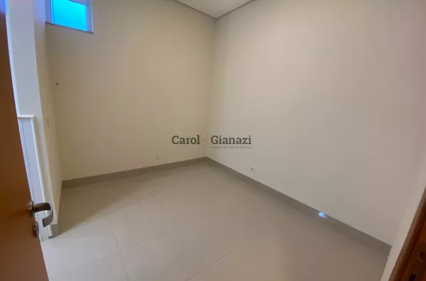 CLOSET DA SUÍTE TÉRREA