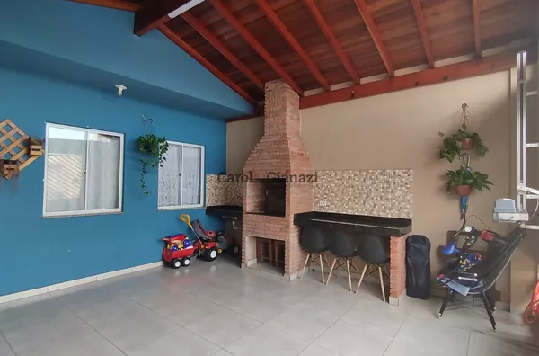 CA1037 - Casa à Venda no Condomínio Vale do Sol II em Assis