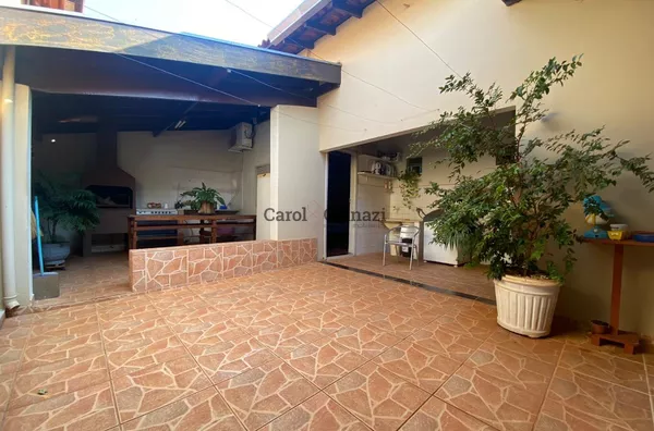 CA1502 - Casa à Venda na Vila Palhares em Assis