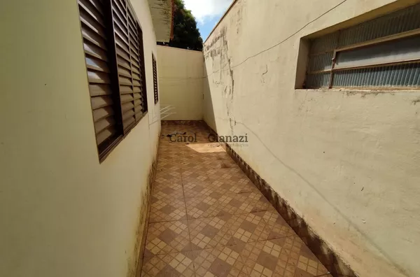 SA1785 - Ponto comercial para locação na Rua Sebastião da Silva Leite em Assis