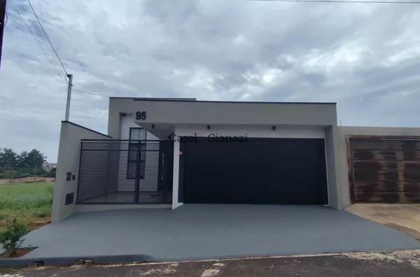 CA2677 - Casa à venda no Alto Dos Ipês em Assis