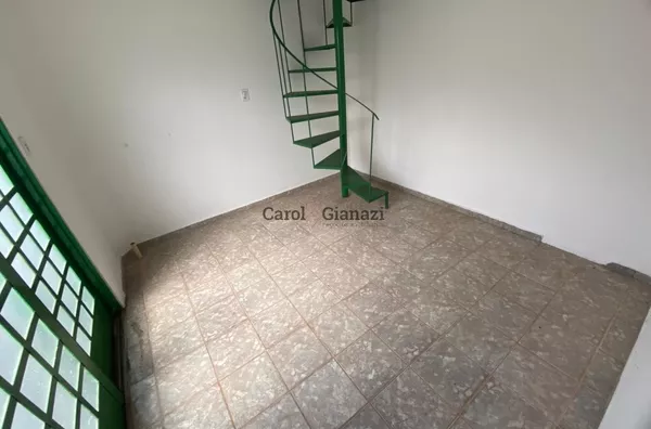 CA2620- Casa para locação no Centro de Assis