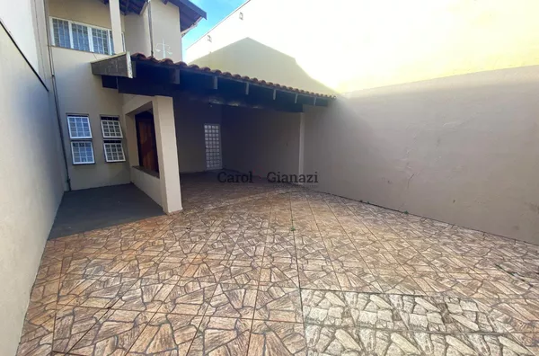 CA1985- Casa para venda na Vila Operária em Assis