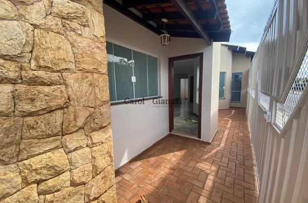 CA2423- Casa para Locação no Jardim Paraná em Assis